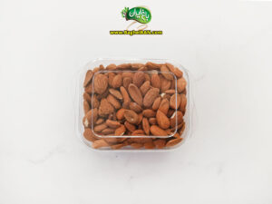 مغز بادام خام